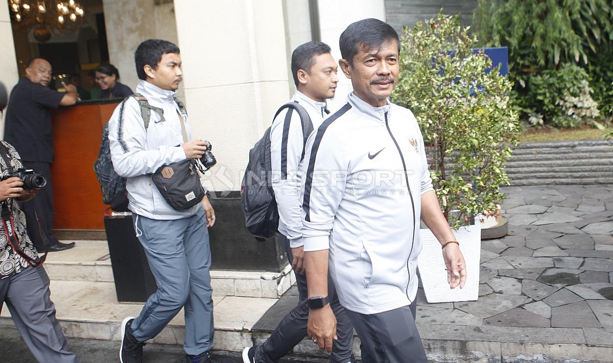 Pelatih Timnas Indonesia U-22, Indra Sjafri siap akan melakukan arak-arakan menuju Istana Negara dari hotel sultan, Kamis (28/02/19).