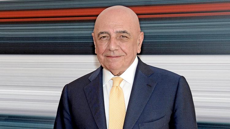Mantan CEO AC Milan, Adriano Galliani ungkapkan penyesalan terkait Del Piero dan Ronaldo.