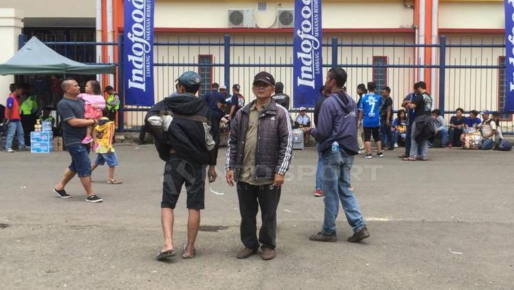 Situasi depan Stadion Si Jalak Harupat jelang laga pembuka Piala Presiden, Persib Bandung vs Tira Persikabo.