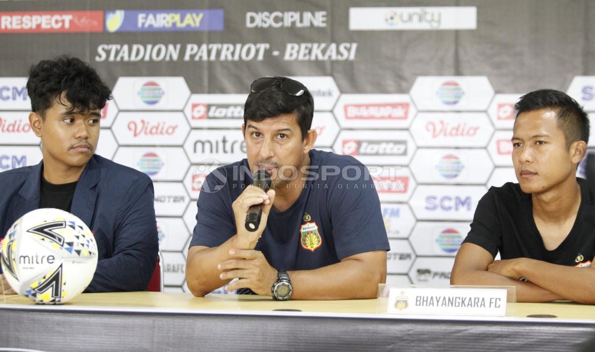 Pelatih Bhayangkara FC, Alvredo Vera.
