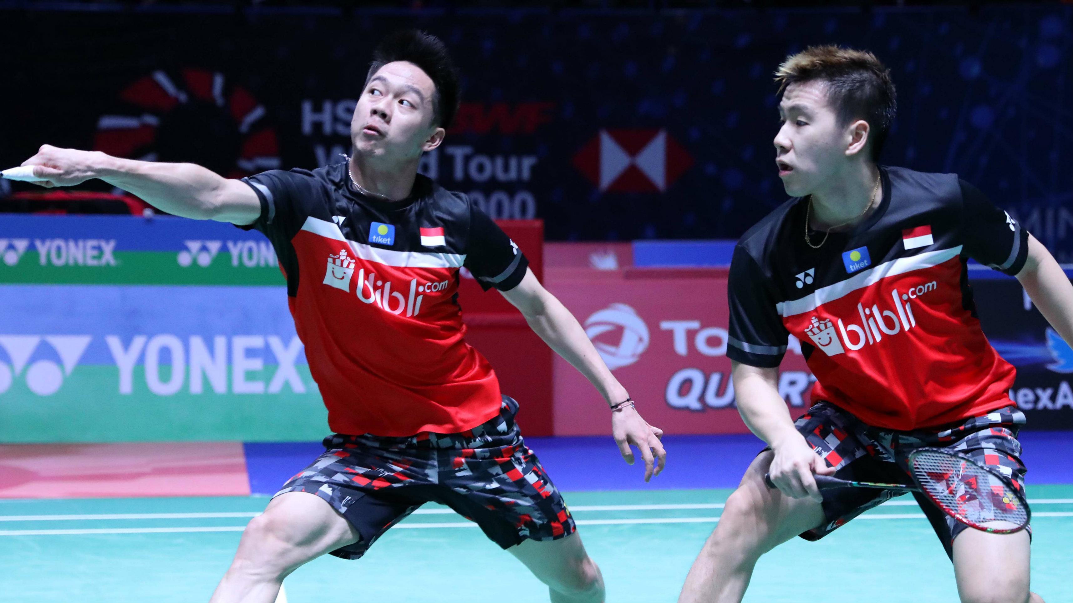 Aksi pasangan ganda putra bulutangkis Indonesia, Kevin Sanjaya Sukamuljo/Marcus Fernaldi Gideon.