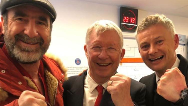 Eric Cantona, Sir Alex Ferguson dan Ole Gunnar Solskjaer dalam selebrasi kemenangan Manchester United atas PSG di Liga Champions