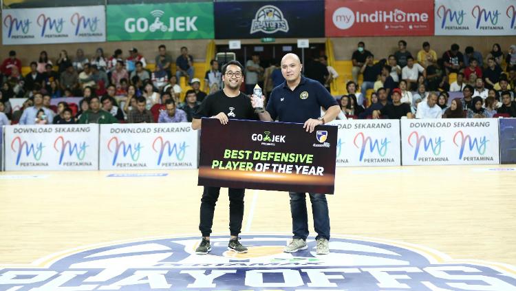 Michael Vigilance Jr dinobatkan sebagai Best Defensive Player di IBL 2018-2019.