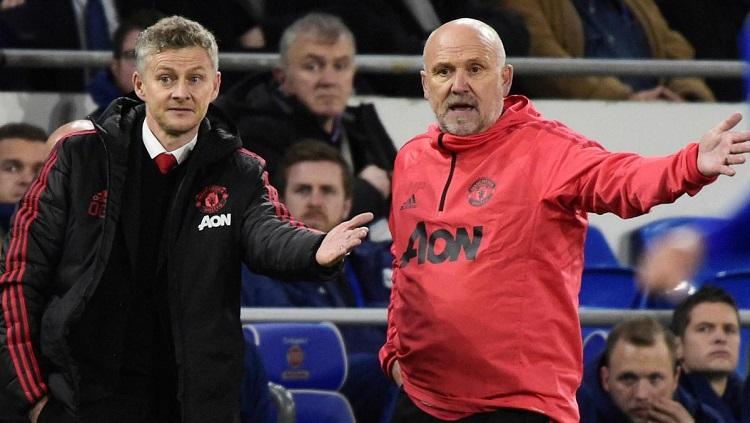 Ole Gunnar Solskjaer dan Mick Phelan