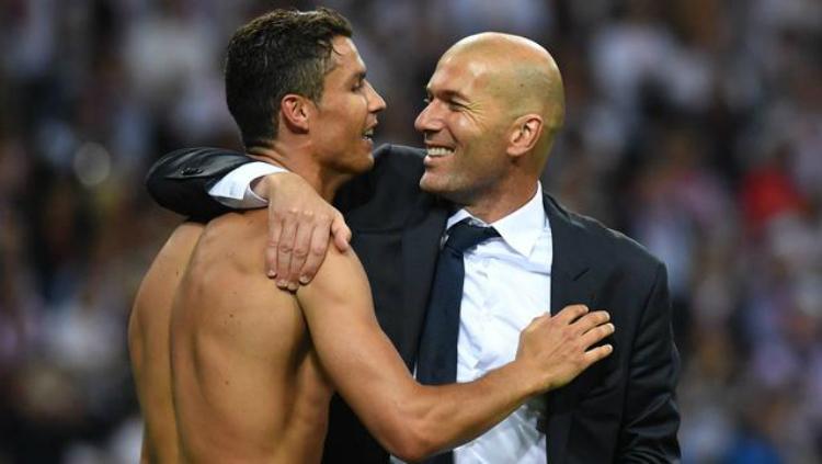 Man United Berharap Ronaldo Jadi Perantara Tuhan untuk Datangkan Zidane - INDOSPORT