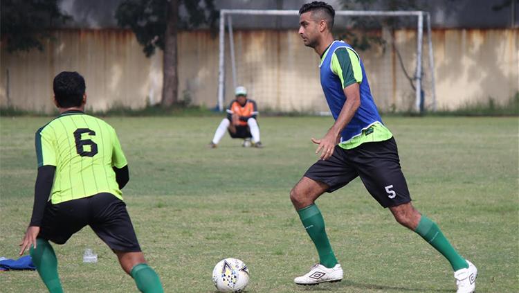 Otavio Dutra kembali berlatih bersama Persebaya.