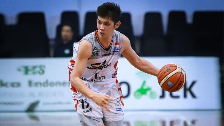 Mei Joni pebasket profesional Indonesia.