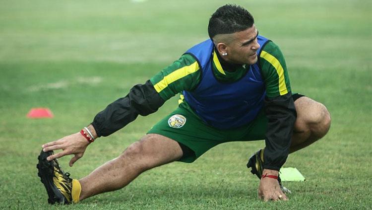 Pemain anyar Bogor FC Cristian Gonzales saat sedang berlatih. Copyright: Instagram/@Bogor FC