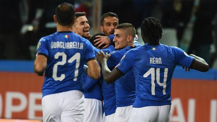 Para pemain Timnas Italia merayakan kemenangan telak atas Liechtenstein di ajang Kualifikasi Euro 2020, Rabu (27/03/19) dini hari WIB. Copyright: Claudio Villa/Getty Images