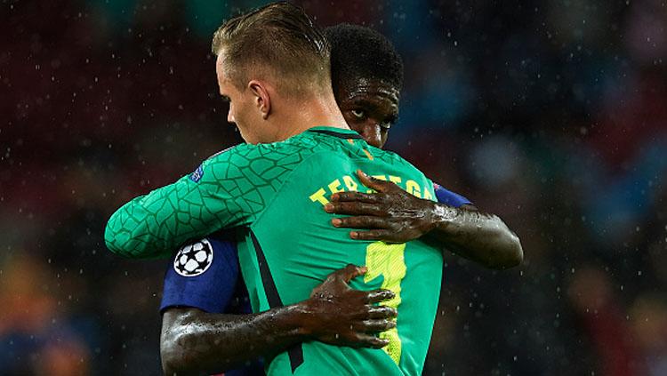 Samuel Umtiti hengkang sebagai pinjaman dari Barcelona ke Lecce. Foto: Manuel Queimadelos Alonso/Getty Images.