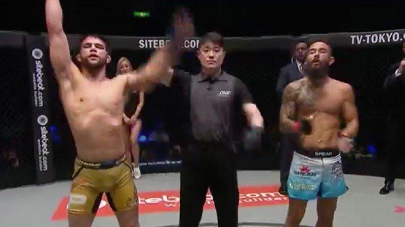 Anthony Engelen dikalahkan Garry Tonon