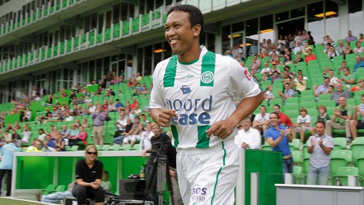 Fandi Ahmad mengenakan saat jersey FC Groningen.