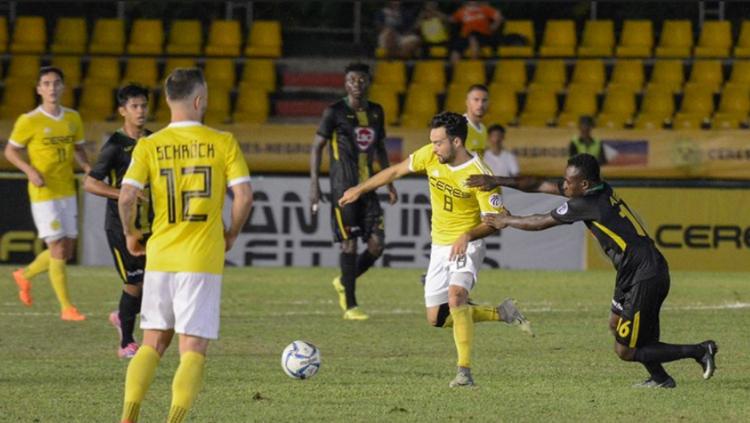 Pemain Kaya-Iloilo FC saat bertanding