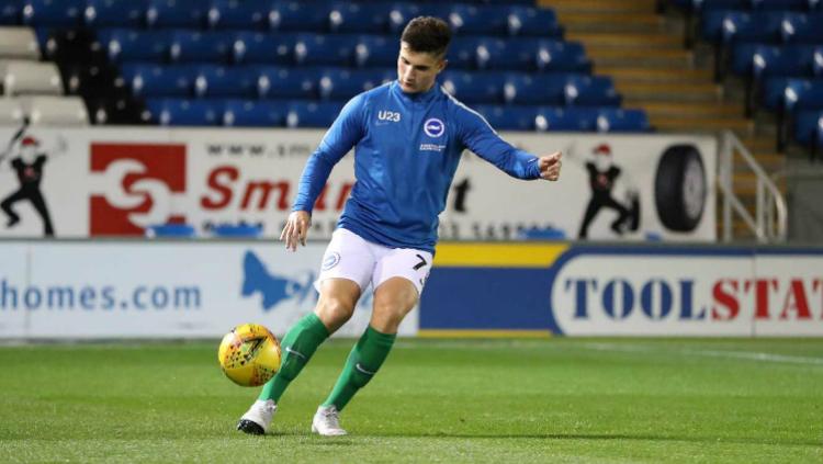 Penyerang Brighton U-18, Ryan Longman yang pernah cetak gol ke gawang Manchester United, Chelsea dan Arsenal.