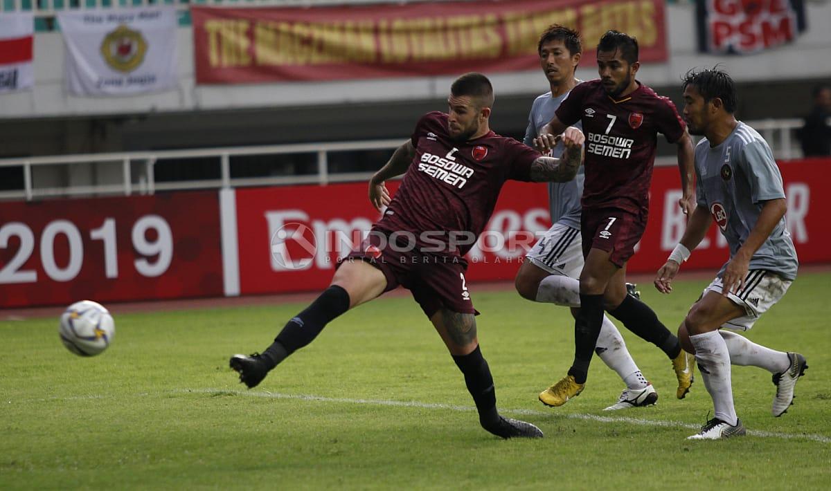 Pertandingan PSM Makassar vs Kaya FC.