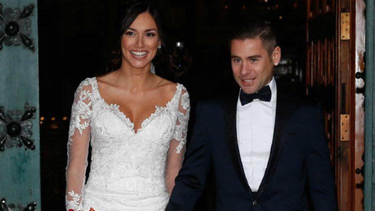 Pembalap MotoGP, Alvaro Bautista dan sang istri, Grace Barroso.