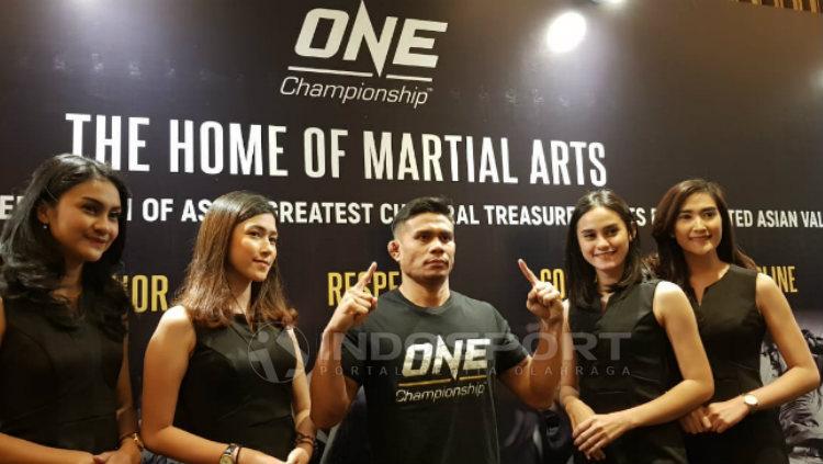 Petarung Indonesia Eko Roni Saputra akan emlkoni debutnya di ajang One Championship./Zaenal Hasan/Indosport.com. - INDOSPORT