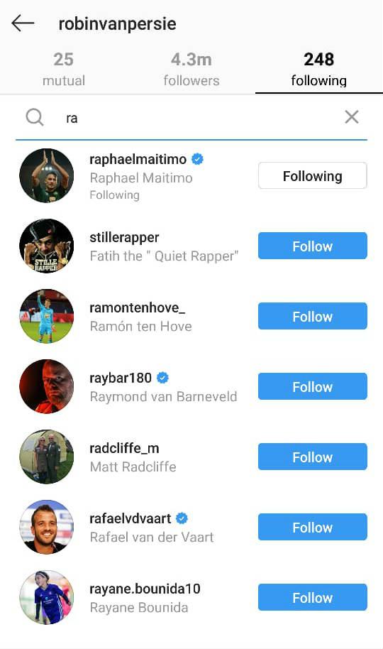 Robin van Persie mengikuti Raphael Maitimo di instagram. Copyright: Instagram/Robin van Persie
