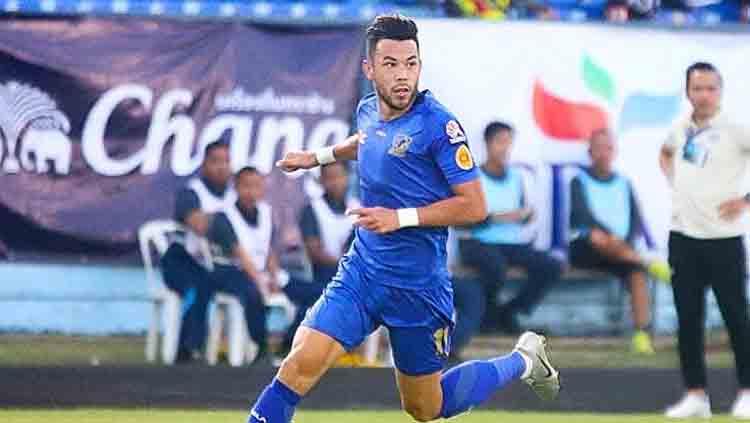 Kayne Vincent saat akan menerima bola - INDOSPORT