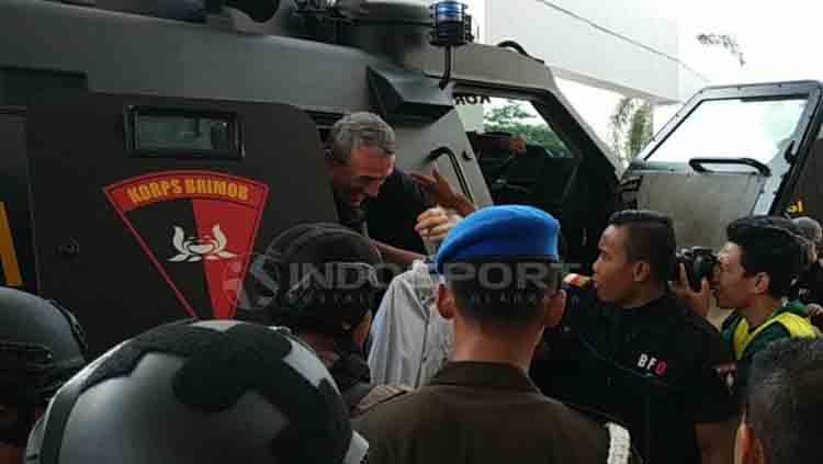 Milomir Seslija keluar dari baracuda. Fitra Herdian/INDOSPORT