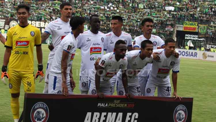 Skuat Arema FC di leg pertama final Piala Presiden 2019 melawan Persebaya. Fitra Herdian/INDOSPORT - INDOSPORT