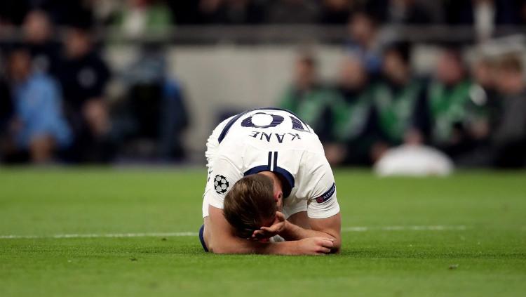 Harry Kane berkali-kali mengalami penyiksaan di pertandingan Tottenham vs Manchester City di Liga Champions, Rabu (100419) dini hari. Squawka - INDOSPORT