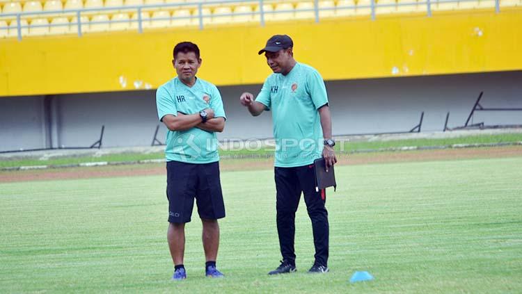Pelatih Kepala Sriwijaya FC, Kas Hartadi, mempertanyakan keseriusan tiga pemain naturalisasi yang sebelumnya telah melayangkan lamaran kepada manajemen klub Laskar Wong Kito. Foto: Muhammad Effendi/INDOSPORT - INDOSPORT