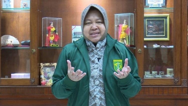 Wali Kota Surabaya, Tri Rismaharini, mengimbau Bonek tidak datang ke Malang pada final kedua Piala Presiden 2019, Jumat (12/04/19), di Stadion Kanjuruhan. Copyright: Twitter/@SapawargaSby