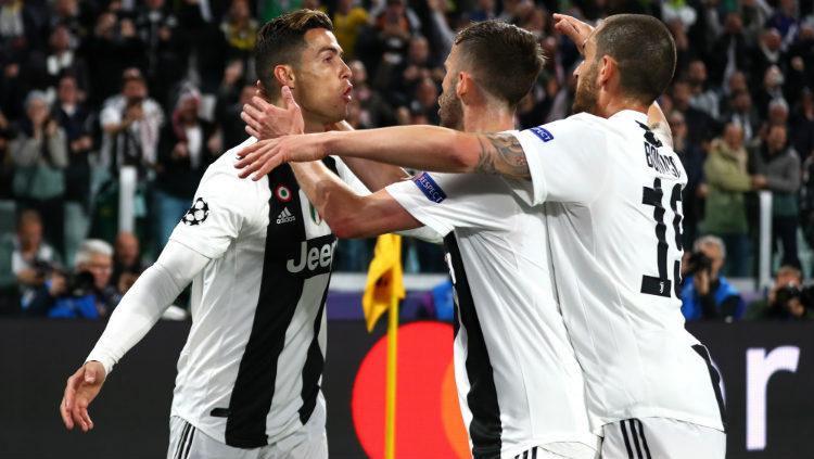 Selebrasi para pemain Juventus usai Cristiano Ronaldo mencetak gol.