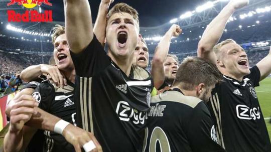 Perjalanan Spiritual Si ‘Bocah Ajaib’ Ajax Mengulang Kisah Sukses di Liga Champions.