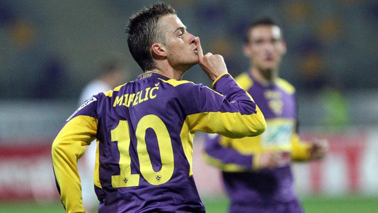 Rene Mihelic saat melakukan selebrasi.