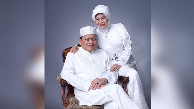 Abdussamad Sulaiman HB dan istrinya Nurhayati
