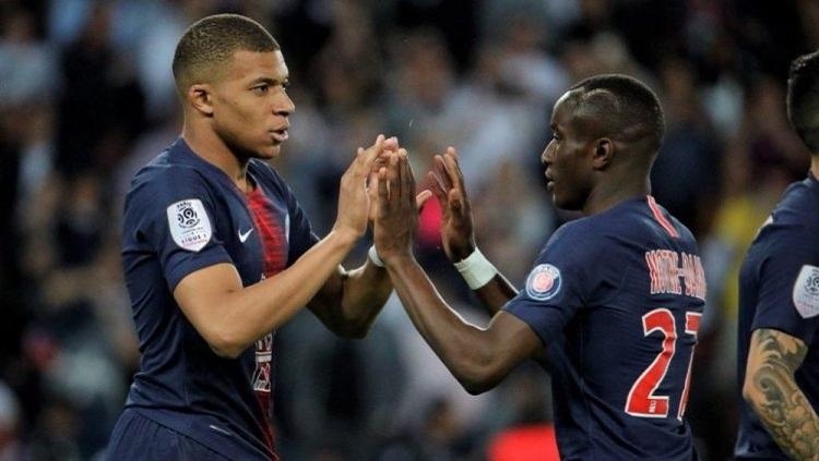 Klub Liga Inggris (Premier League), Chelsea, dikabarkan ikut terjun dalam perburuan Moussa Diaby meski harus bersaing dengan Arsenal.