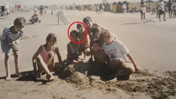 Lionel Messi dan Antonella Roccuzzo saat masih kecil. Copyright: Matias Pecce
