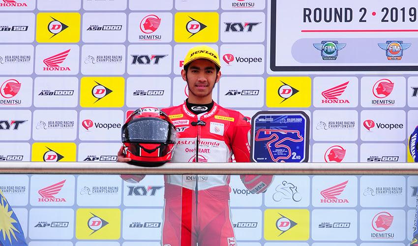 Andi Gilang naik podium Asia Road Race Championship 2019 di Australia Copyright: Astra Honda Racing team