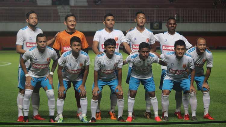 Skuat Perseru Badak Lampung FC saat beruji coba melawan PSS Sleman di Stadion Maguwoharjo, Sabtu (27/04/19). Copyright: Ronald Seger Prabowo/INDOSPORT.