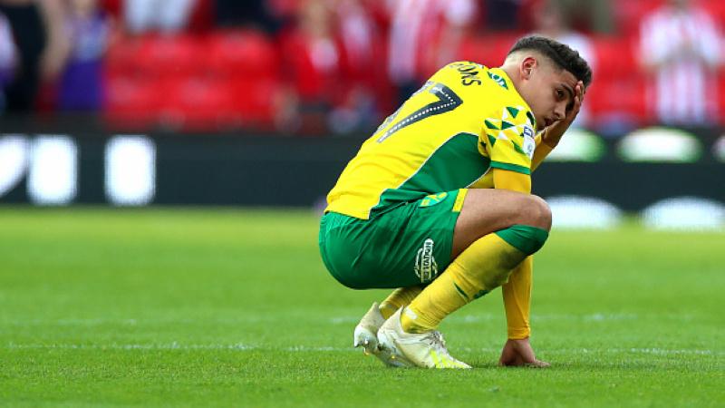 Wonderkid Norwich City yaitu Max Aarons siap dilepas ke Manchester United pada bursa transfer musim panas 2022 mendatang. - INDOSPORT