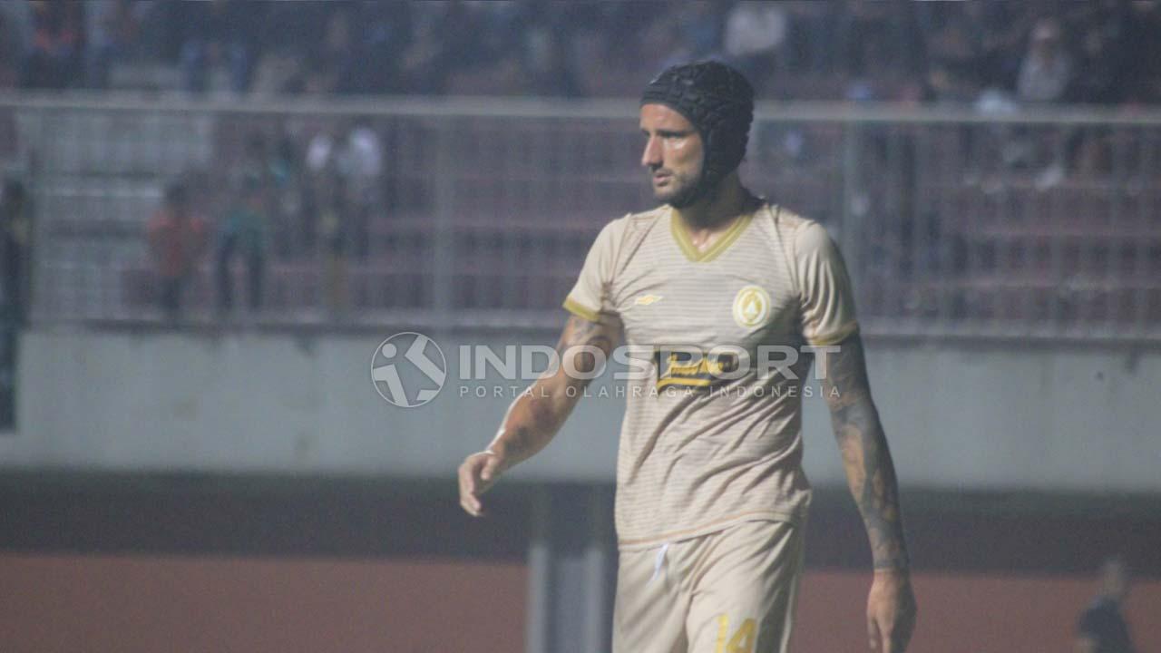 Alfonso De La Cruz di laga PSS Sleman vs PSIS Semarang Copyright: Ronald Seger/INDOSPORT