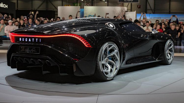Mobil termahal dunia, Bugatti La Voiture Noire yang akan dimiliki Cristiano Ronaldo. Copyright: Martyn Lucy/Getty Images