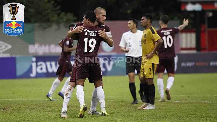 Selebrasi pemain PSM Makassar, Rizky Pellu usai membobol gawang Bhayangkara FC pada leg kedua babak delapan besar Kratingdaeng Piala Indonesia (03-05-2019). Herry Ibrahim/INDOSPORT