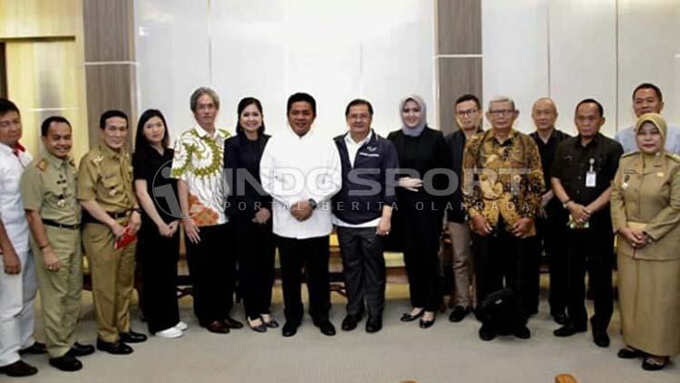 Perwakilan Persatuan Bowling Indonesia saat meresmikan Indonesia sebagai tuan rumah Piala Dunia Bowling 2019. - INDOSPORT