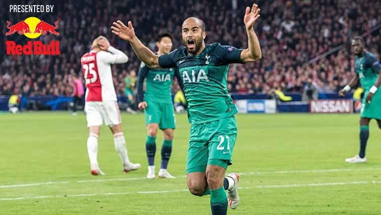 Selebrasi Lucas Moura usai cetak gol ke gawang Ajax Amsterdam.