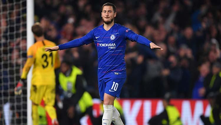 Selebrasi pemain megabintang Chelsea, Eden Hazard setelah memastikan timnya lolos ke final Liga Europa 2018-19.