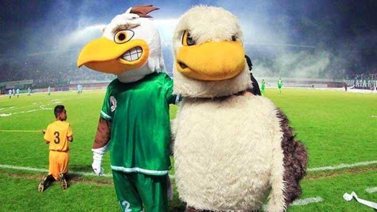 Maskot klub Liga 1 PSS Sleman, Falcao ternyata juga merasakan kerinduan yang sama dengan para pemain, pelatih hingga suporter tentang atmosir yang ada di stadion.