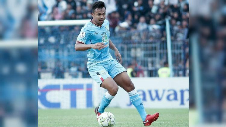 Arif Satria, Pemain Persela Lamongan Copyright: https://www.instagram.com/arifsatria_28/