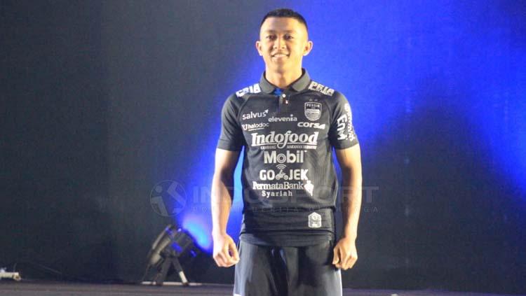 Febri Hariyadi salah satu bintang dalam peluncuran jersey anyar Persib Bandung. Arif Rahman/INDOSPORT - INDOSPORT