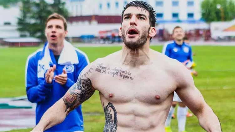 Rotkovic Luka saat melakukan selebrasi FK Dinamo Minsk. - INDOSPORT