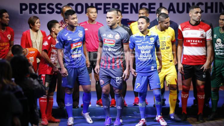Parade jersey klub saat launching Liga 1 2019. Foto: Herry Ibrahim/INDOSPORT