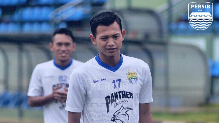 Muchlis Hadi Ning Syaifullah, striker lokal muda yang dipertahankan Robert Rene Alberts di Persib Bandung untuk Liga 1 2019. (Foto: persib.co.id)