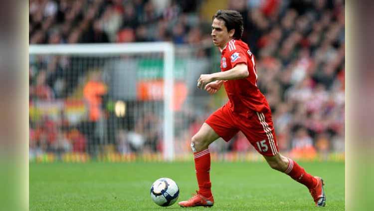 Pemain Liverpool, Yossi Benayoun sewaktu membela Liverpool. Foto: PAUL ELLIS/AFP/Getty Images Copyright: PAUL ELLIS/AFP/Getty Images